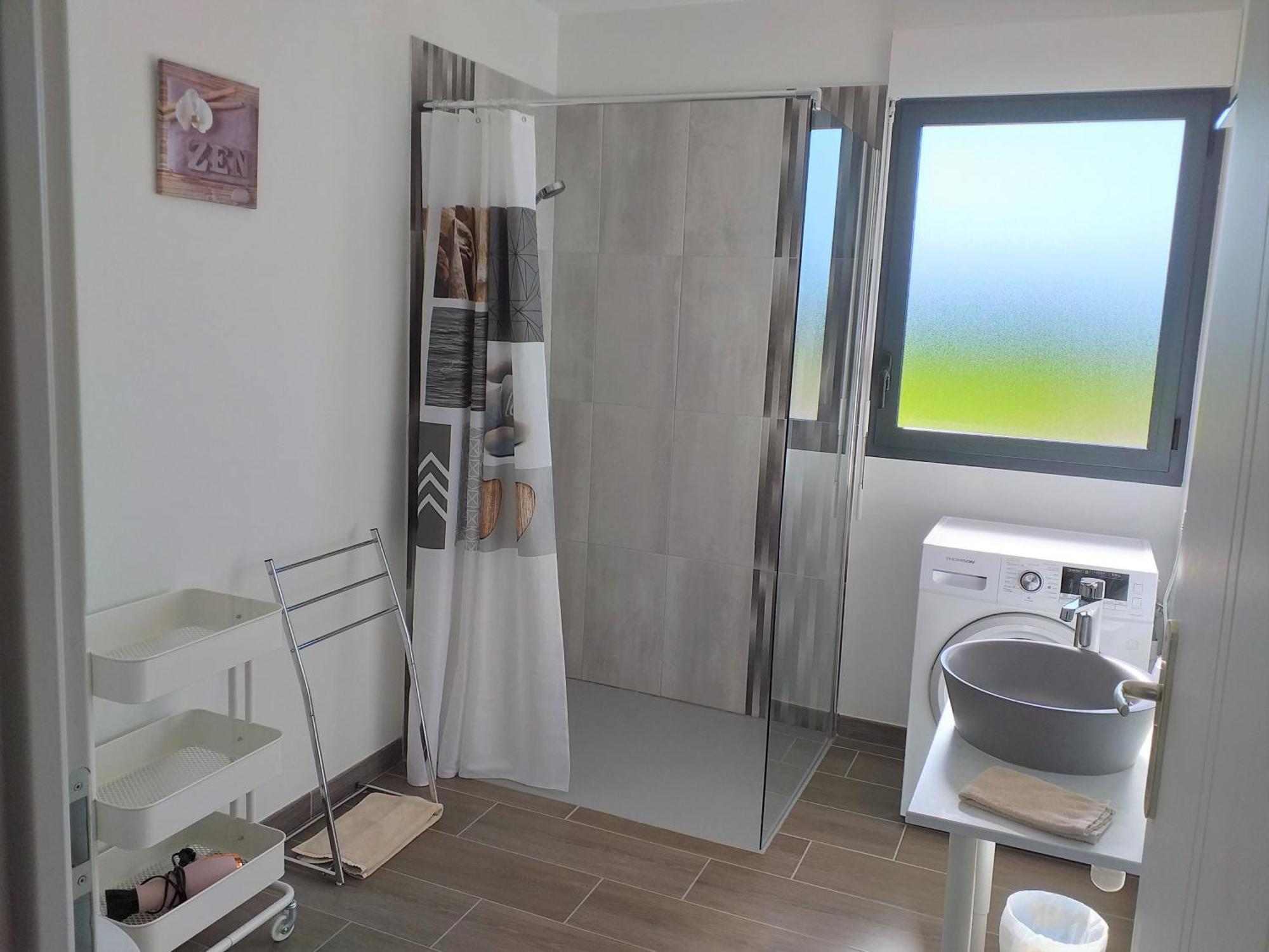 Piscine intérieure privée chauffée toute l'année à 29 Quiévrecourt Exterior foto